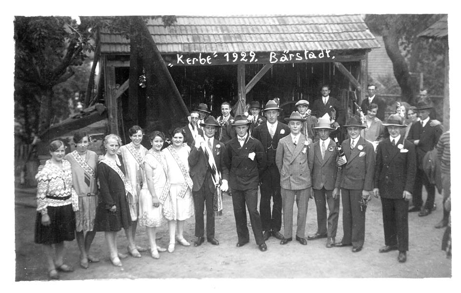 Kerb 1929